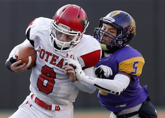 No. 3 Class 4A: Poteau Pirates (4-1)